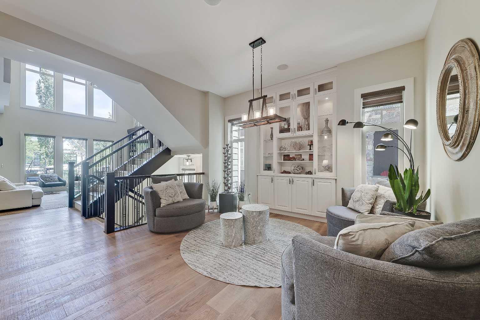 1029 Coopers Drive SW
