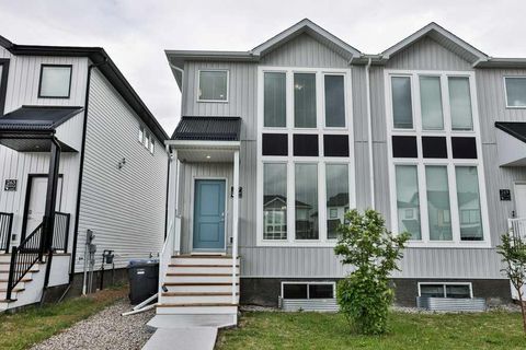 Photo of 267 Grassland Boulevard W, Lethbridge, AB T1J 5S4 (MLS # A2319450)