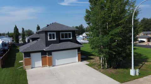 Photo of 905 7 Avenue, Fox Creek, AB T0H 3Z0 (MLS # A2332741)