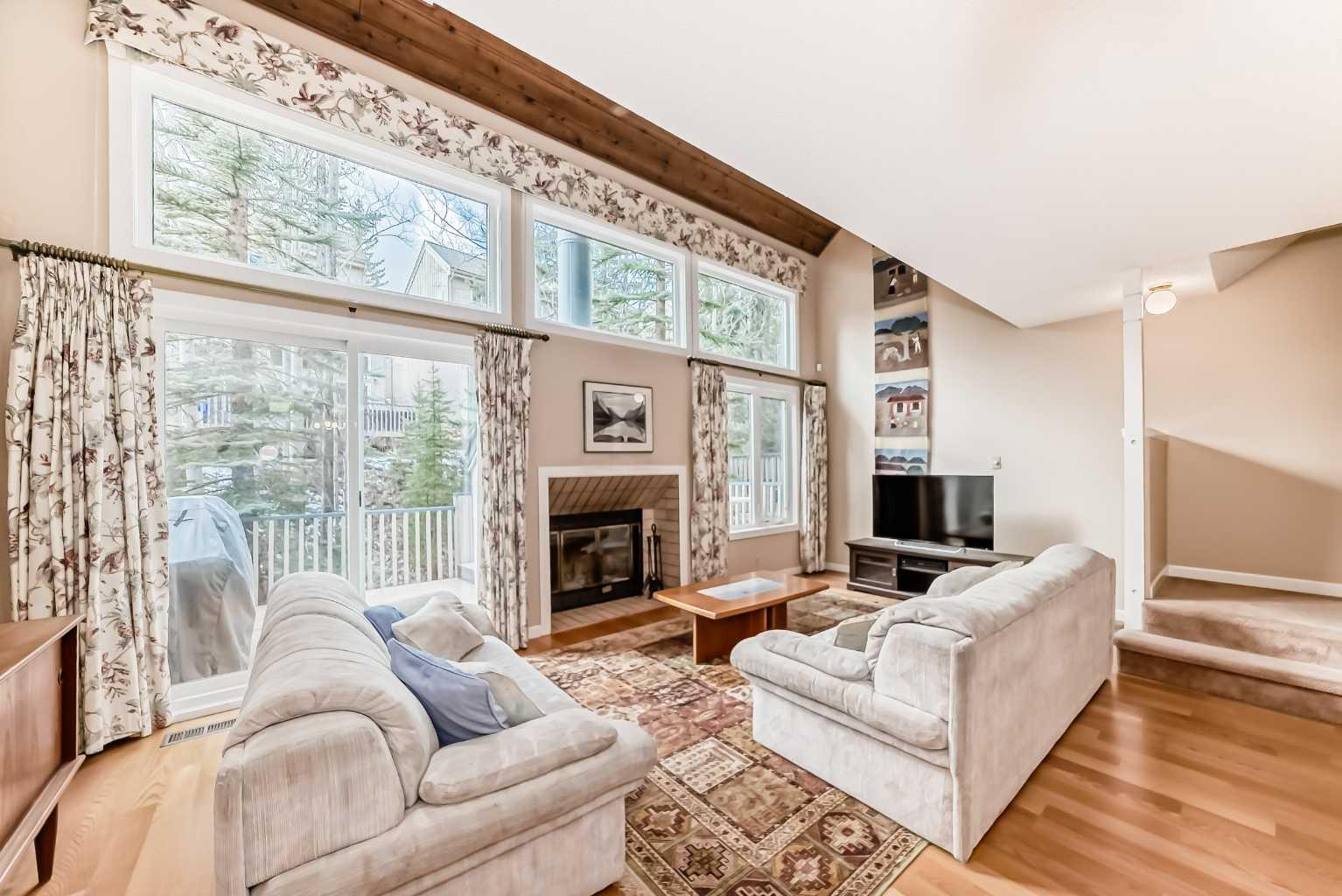 1065 Evergreen Circle 11
