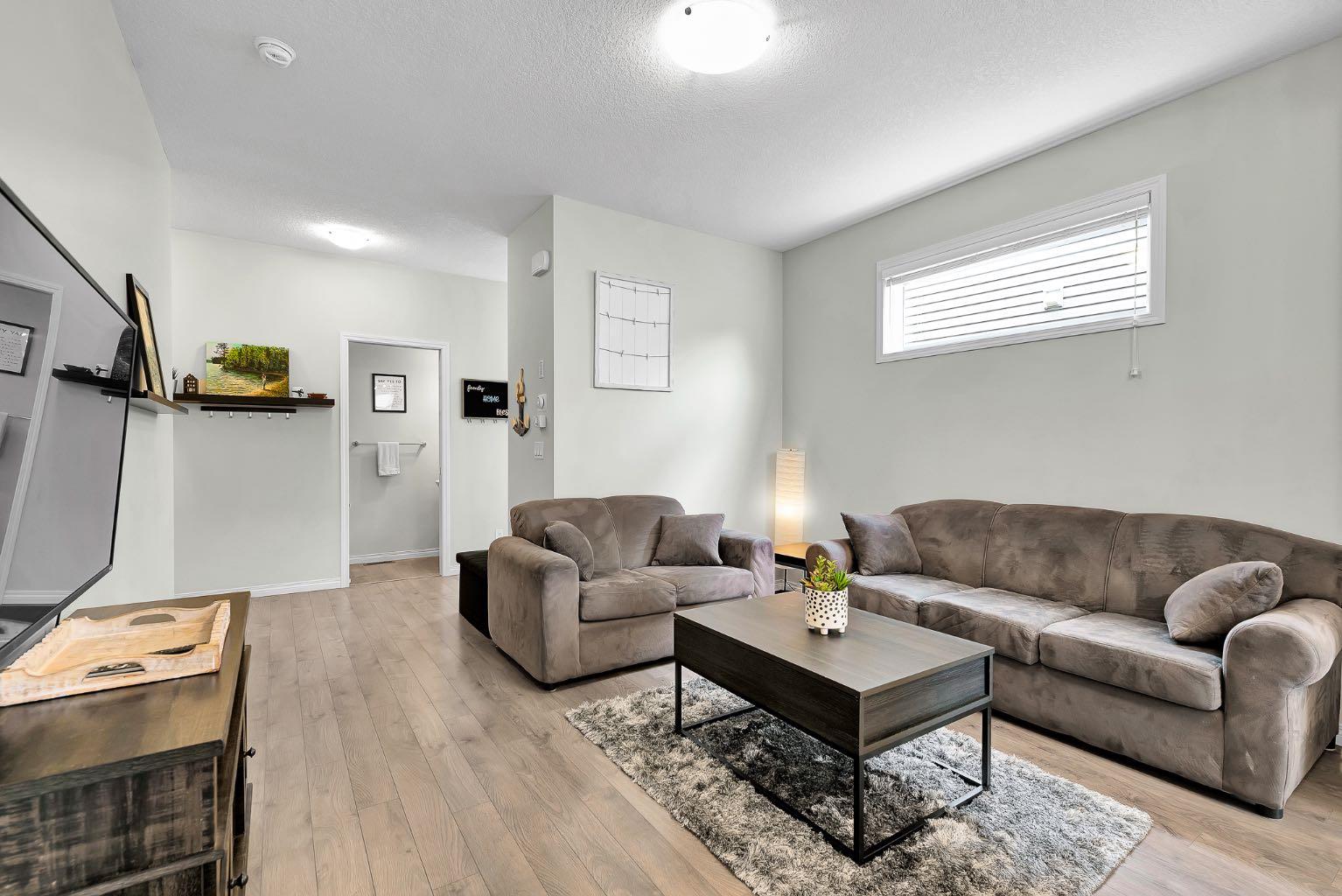 40 Legacy Glen Street SE