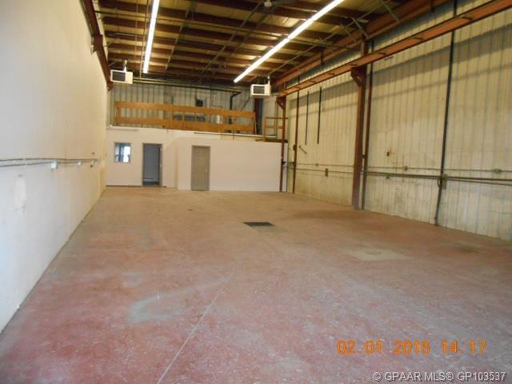 Photo of 11456 96 Avenue #Bay 7, Grande Prairie, AB T8V 5M4 (MLS # A2284974)