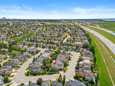 Tiny photo for 95 Sierra Nevada Green SW, Calgary, AB T3H 3R2 (MLS # A2297841)