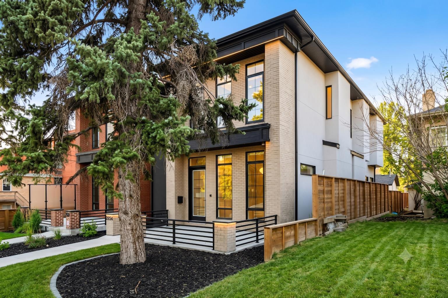 1904 13 Street SW