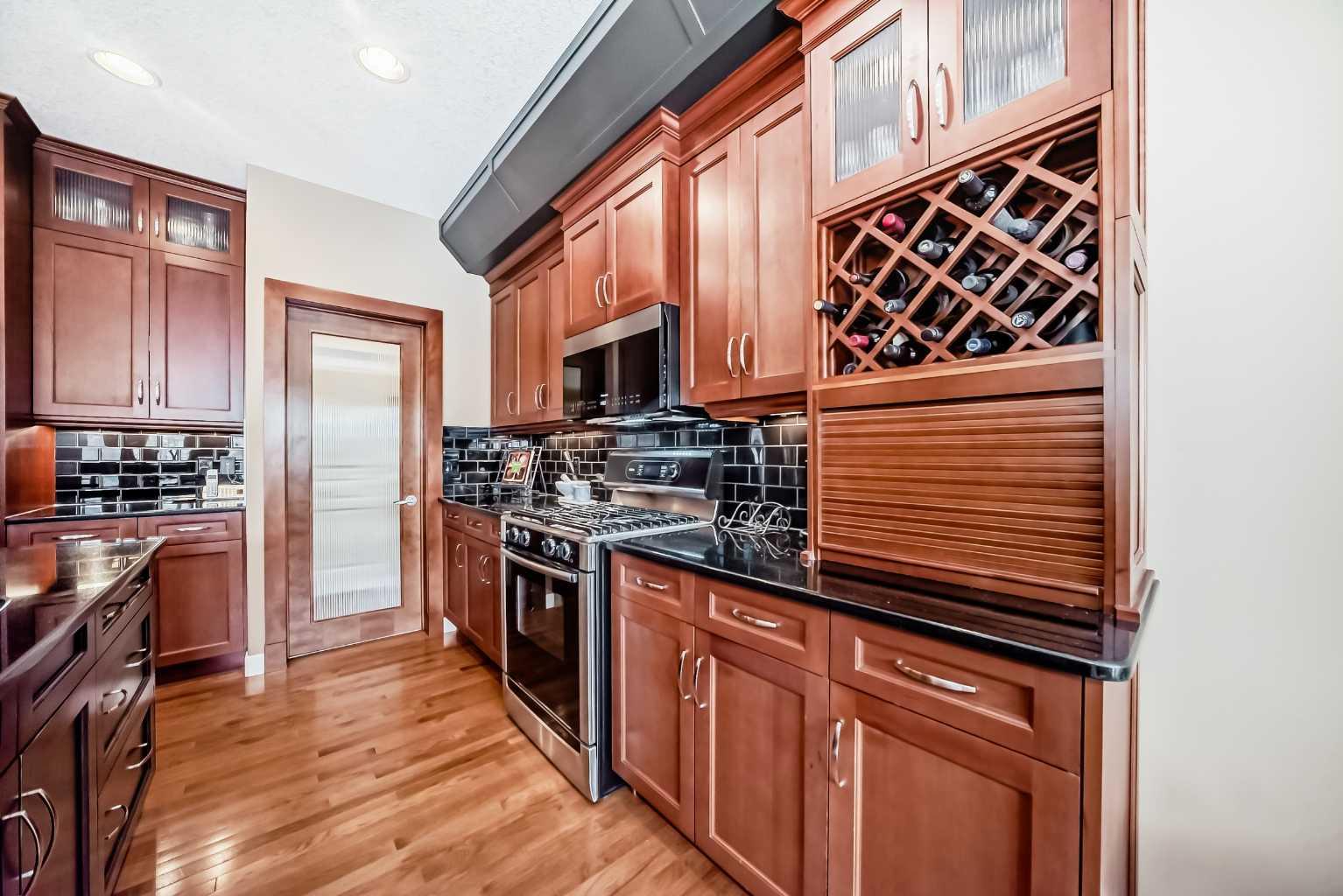 70 Tuscany Glen Way NW