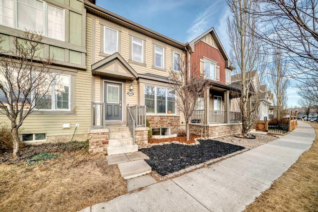 Photo of 1020 Windsong Drive SW, Airdrie, AB T4B 0P2 (MLS # A2286518)