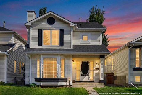 Photo of 166 Mt Lorette Close SE, Calgary, AB T2Z 2L7 (MLS # A2313960)