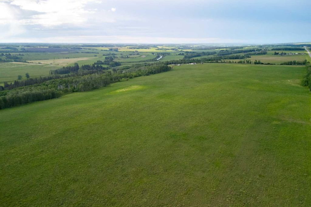 Photo of SW 15-32-4W5M Township Road 322, Rural Mountain View County, AB T0M 1X0 (MLS # A2309531)
