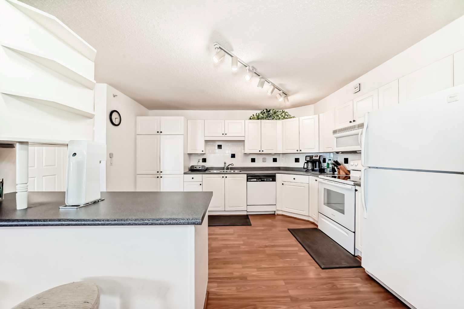 1000 Millrise Point SW 1409