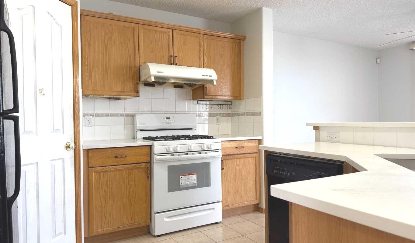 244 Los Alamos Place NE