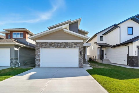 Photo of 114 Palmer Circle, Blackfalds, AB T4M 0N8 (MLS # A2328344)