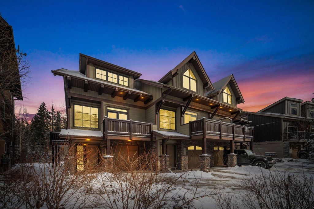 Photo of 105 Rundle Drive #1, Canmore, AB T1W 2L8 (MLS # A2287623)