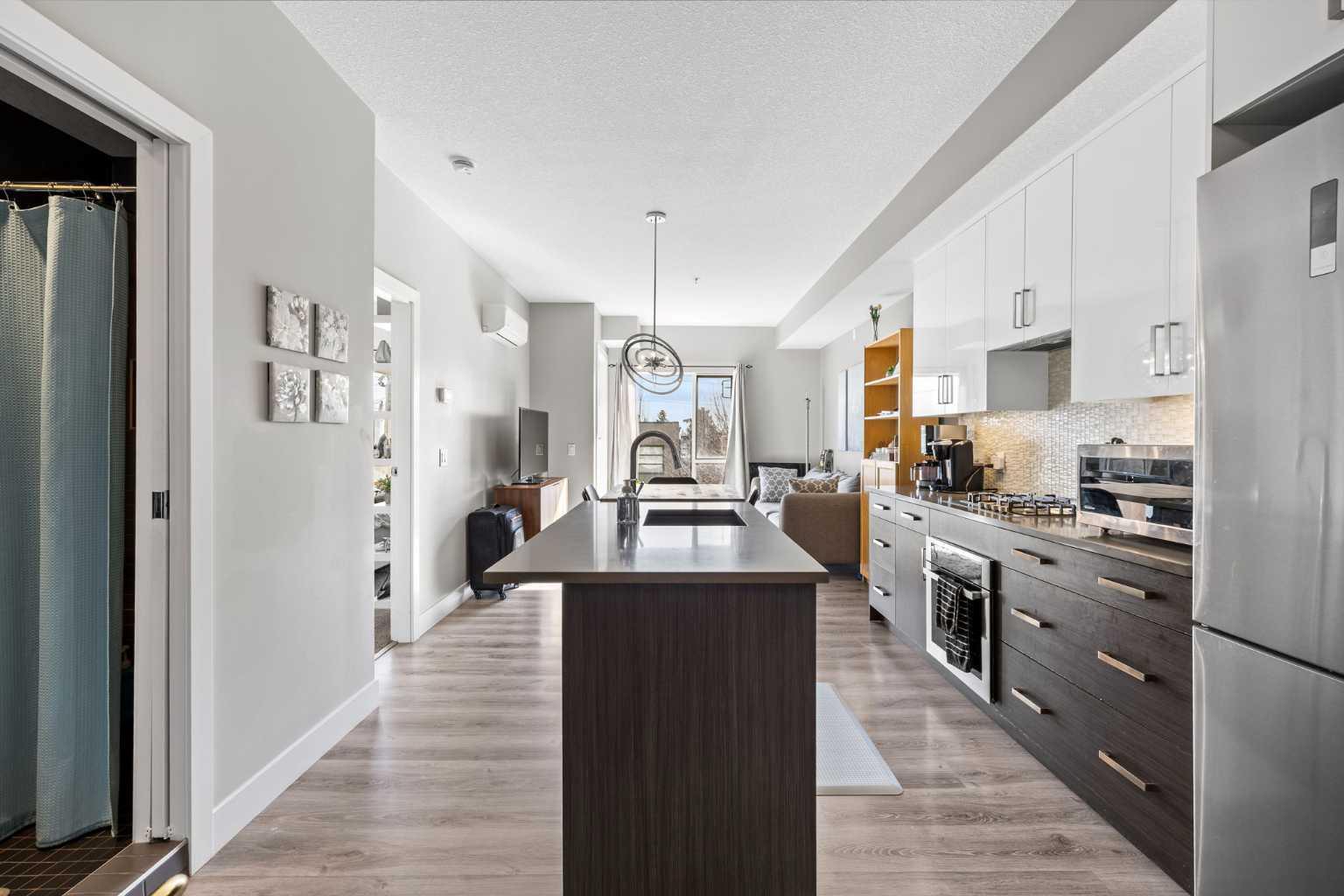 1521 26 Avenue SW 204