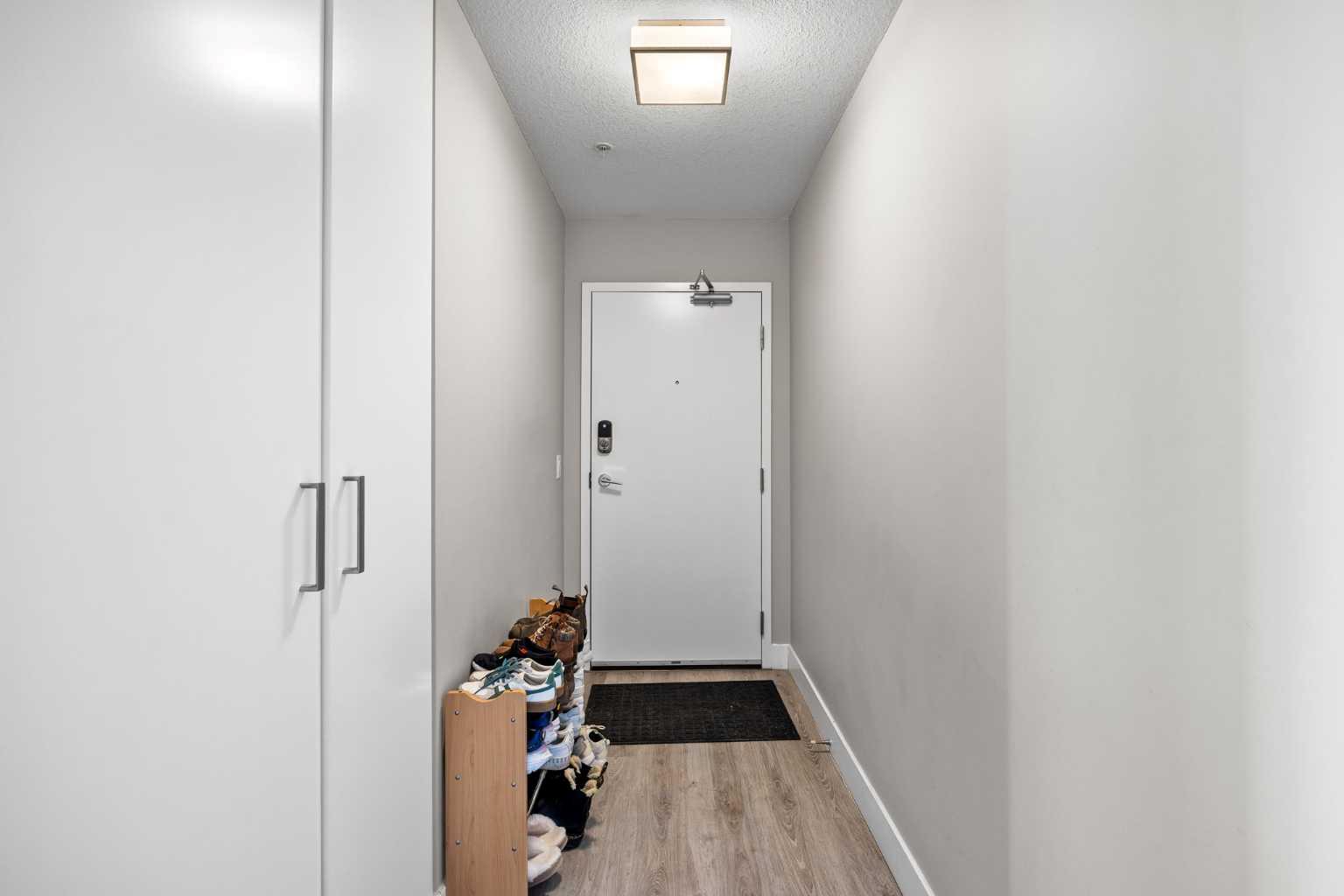 1521 26 Avenue SW 204