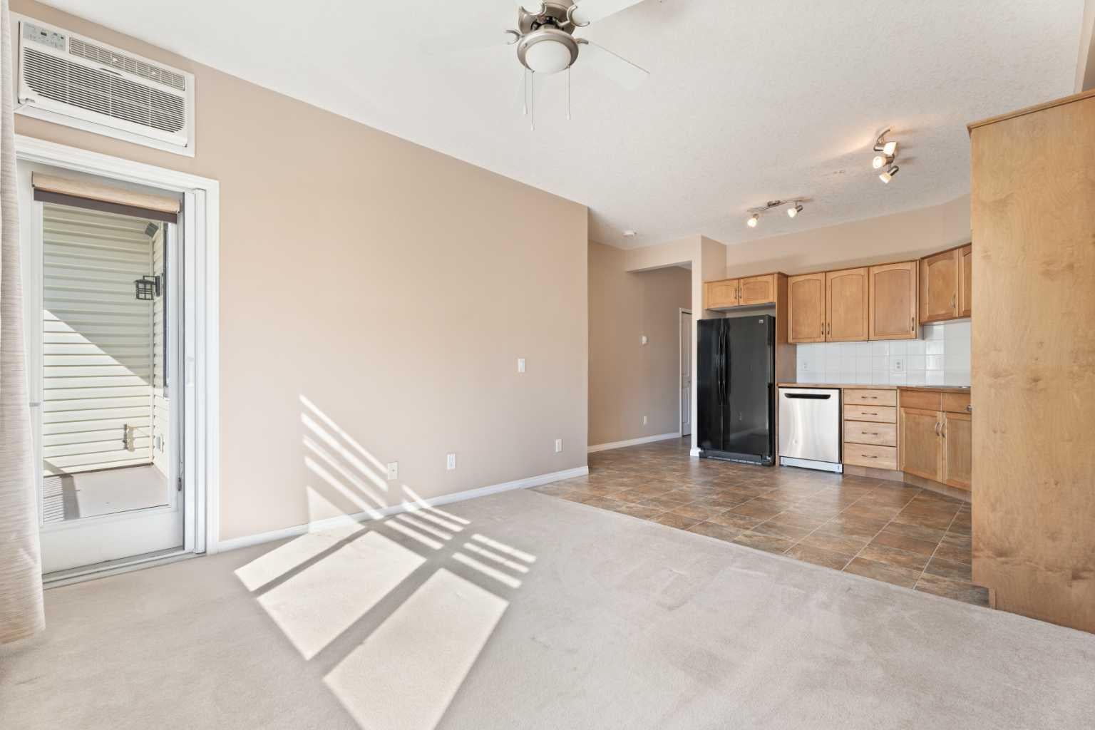 43 Sunrise Loop SE 215