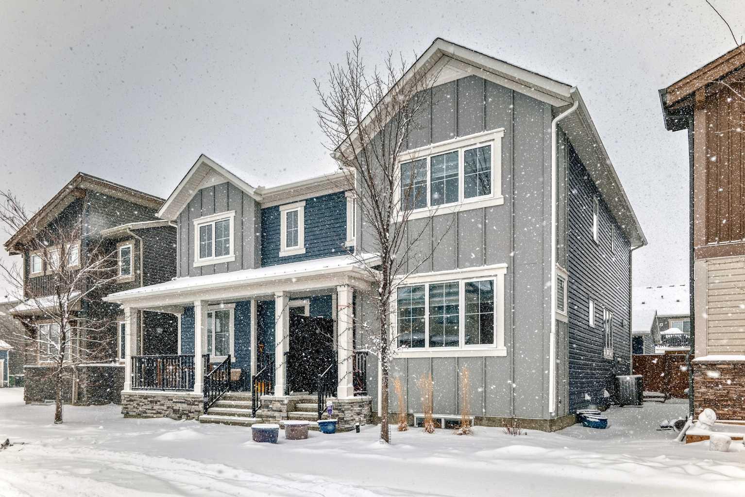 372 Carrington Way NW