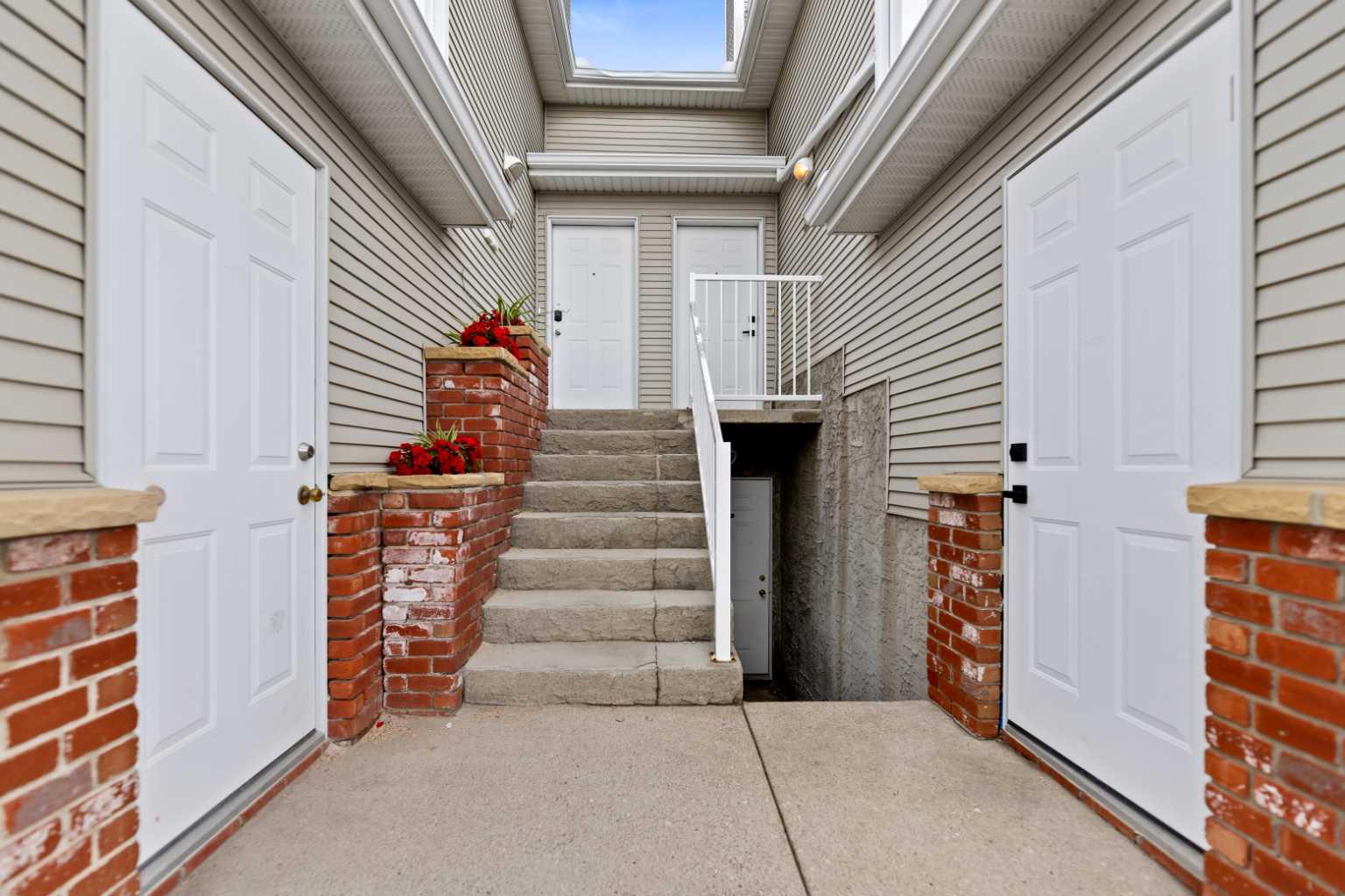 7171 Coach Hill Road SW 3204