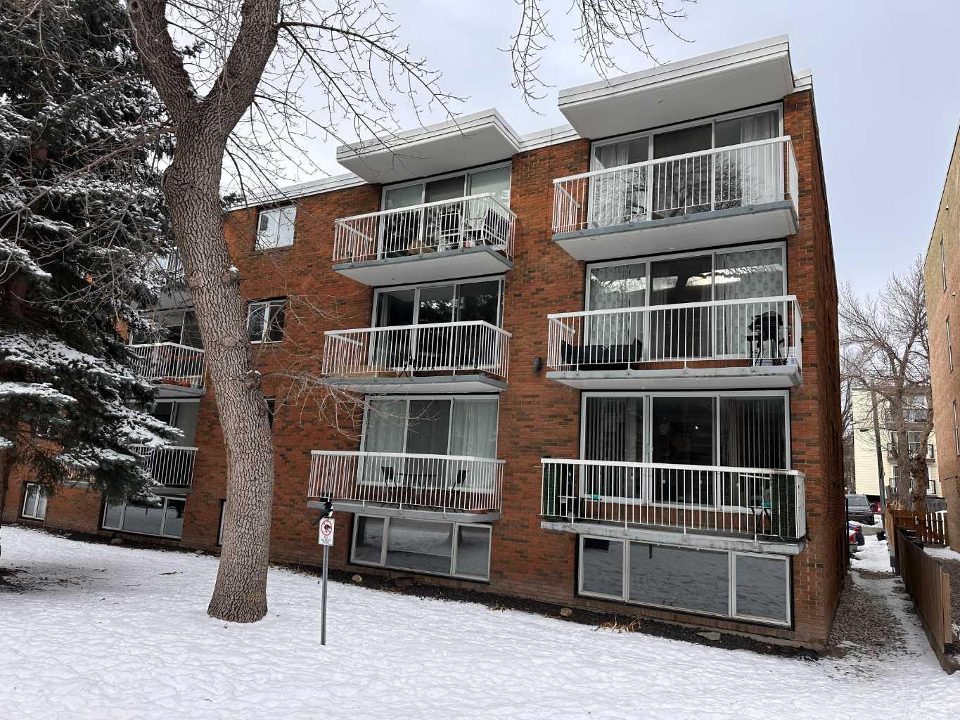 320 24 Avenue SW 408