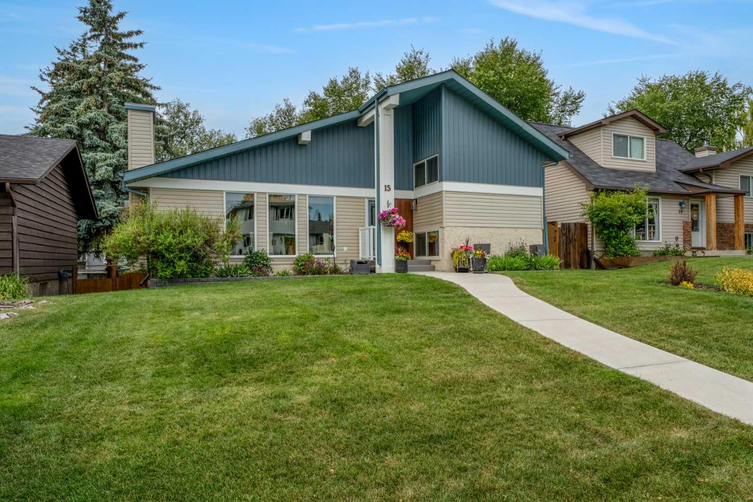 15 Lock Crescent