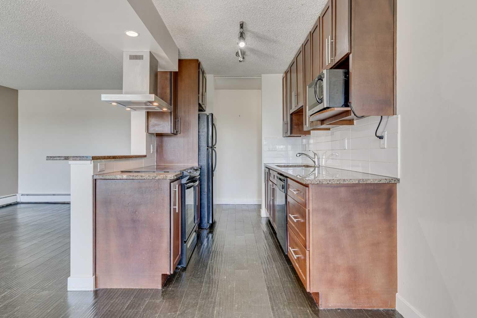 4455D Greenview Drive NE 202