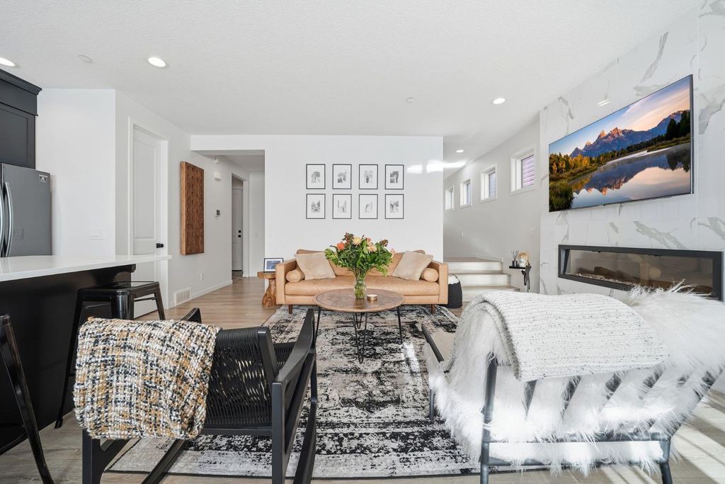 Photo of 254 Howse Drive NE, Calgary, AB T3P 1K5 (MLS # A2283195)