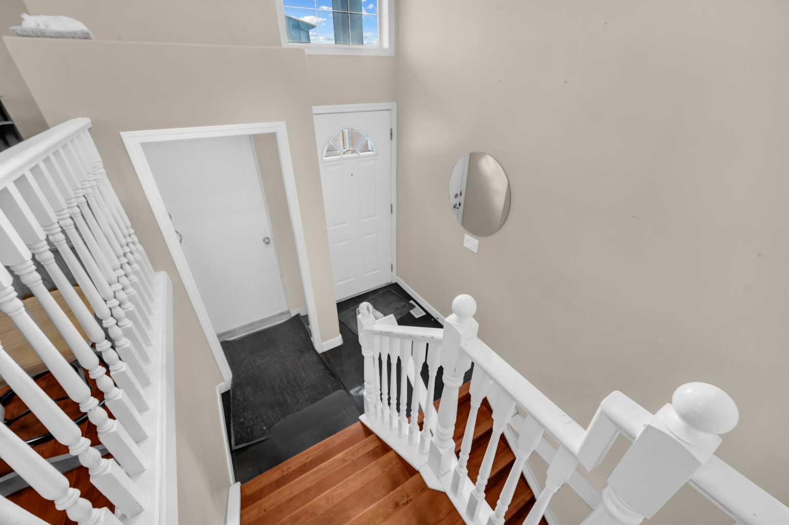 212 Tarawood Place NE