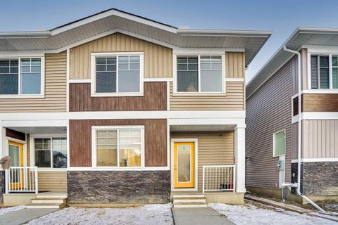 14 Belvedere Common SE Calgary AB T2A 7G8