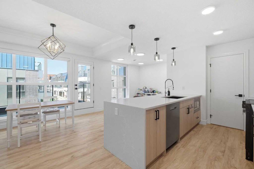 Photo of 4270 Norford Avenue NW #304, Calgary, AB T3B 6P8 (MLS # A2353782)