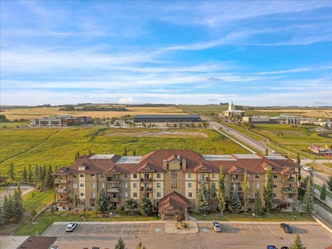 Photo of 92 Crystal Shores Road #4410, Okotoks, AB T1S 2N2 (MLS # A2338606)
