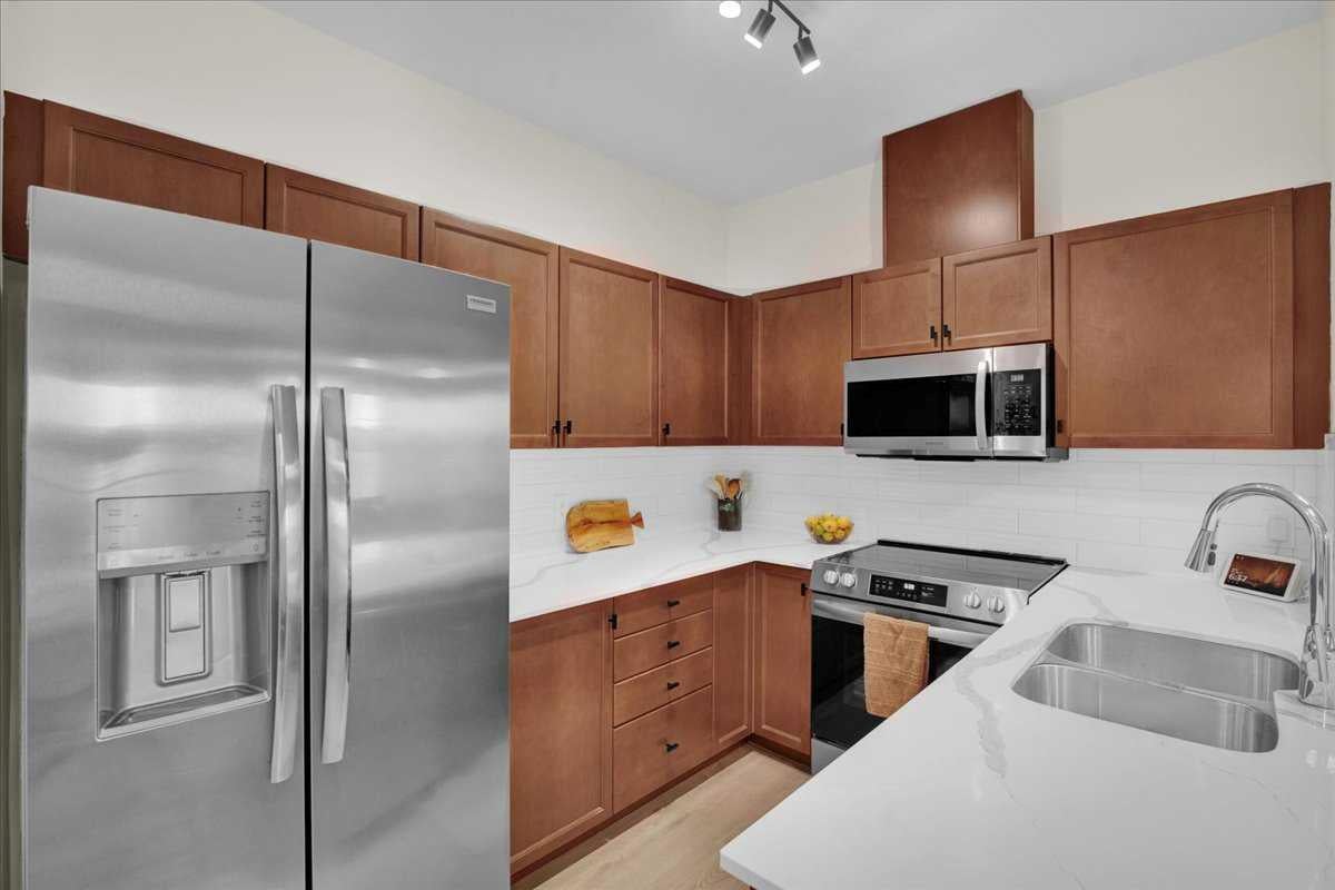 92 Crystal Shores Road 4410