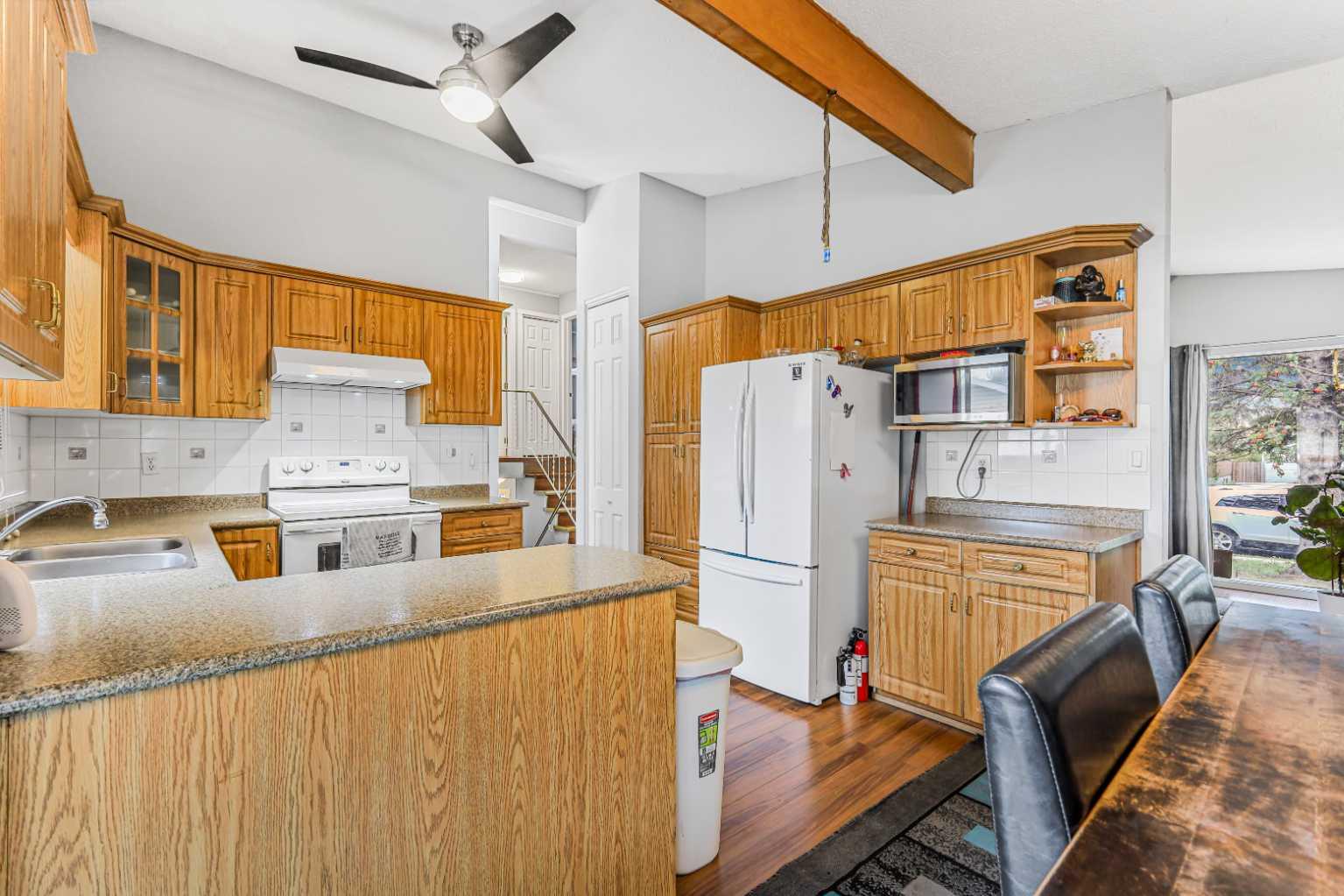 5112 Maryvale Drive NE