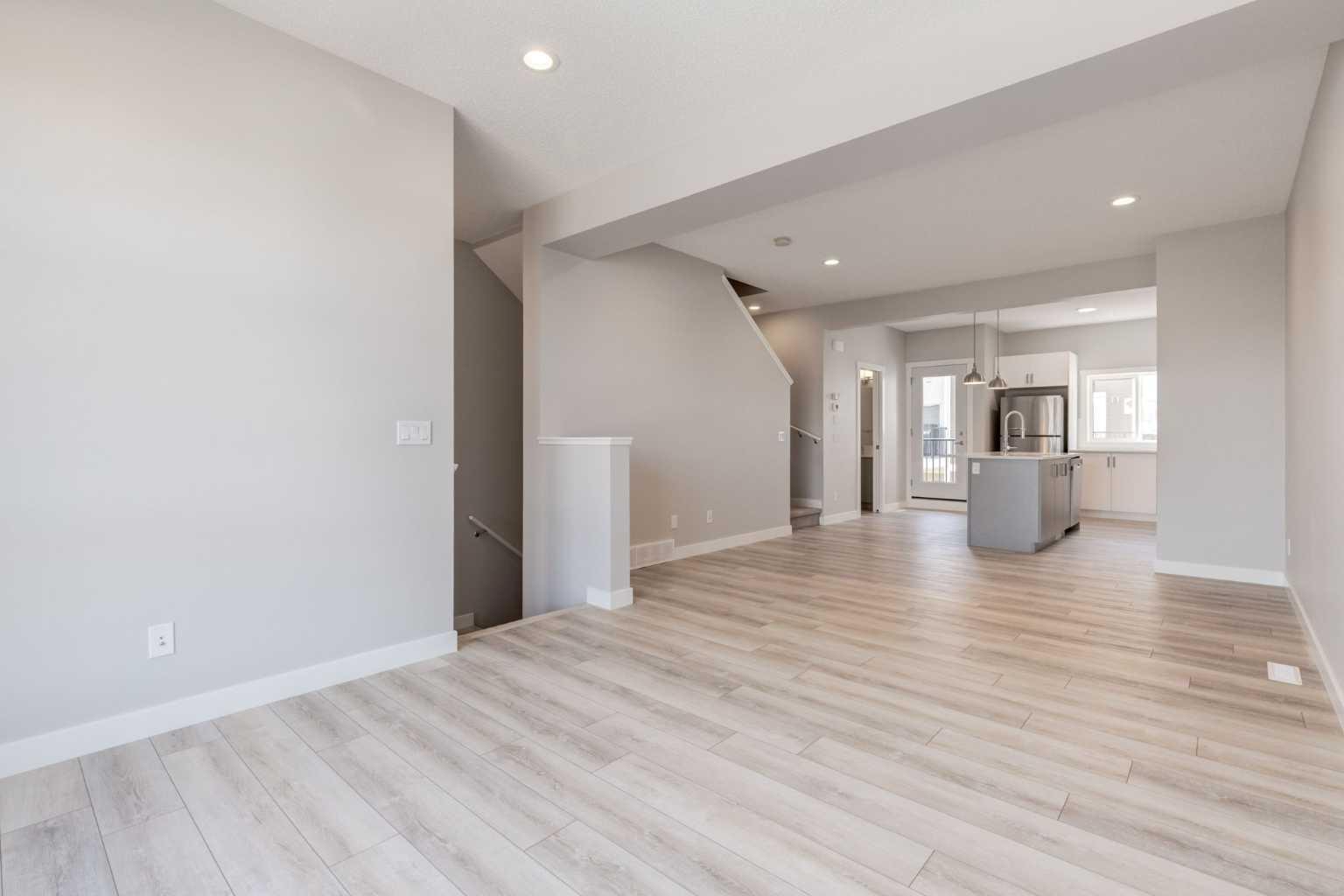 156 Walden Lane SE