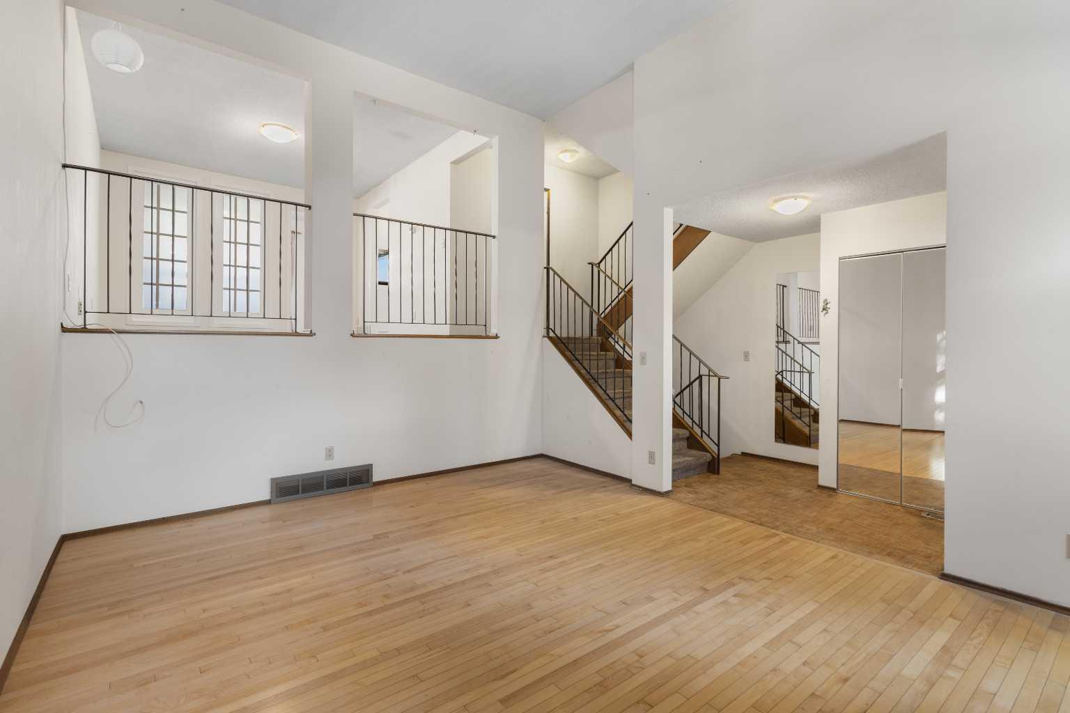 5400 Dalhousie Drive 9