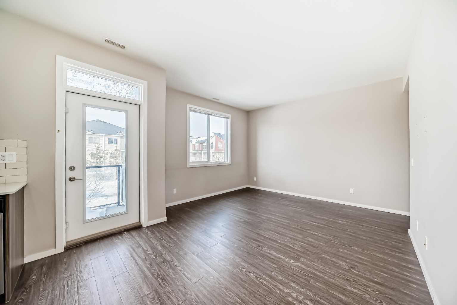 225 Redstone Walk NE 203