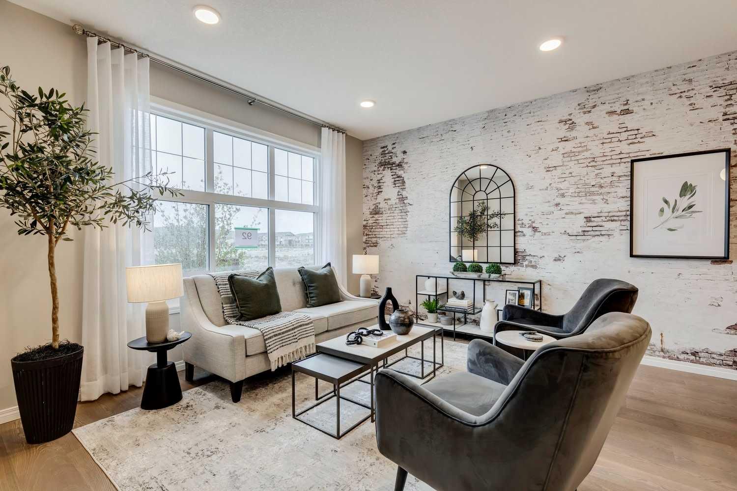 92 Creekside Street SW