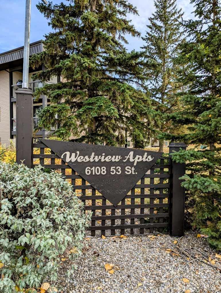 Photo of 6108 53 Street #204, Olds, AB T4H 1X5 (MLS # A2334154)