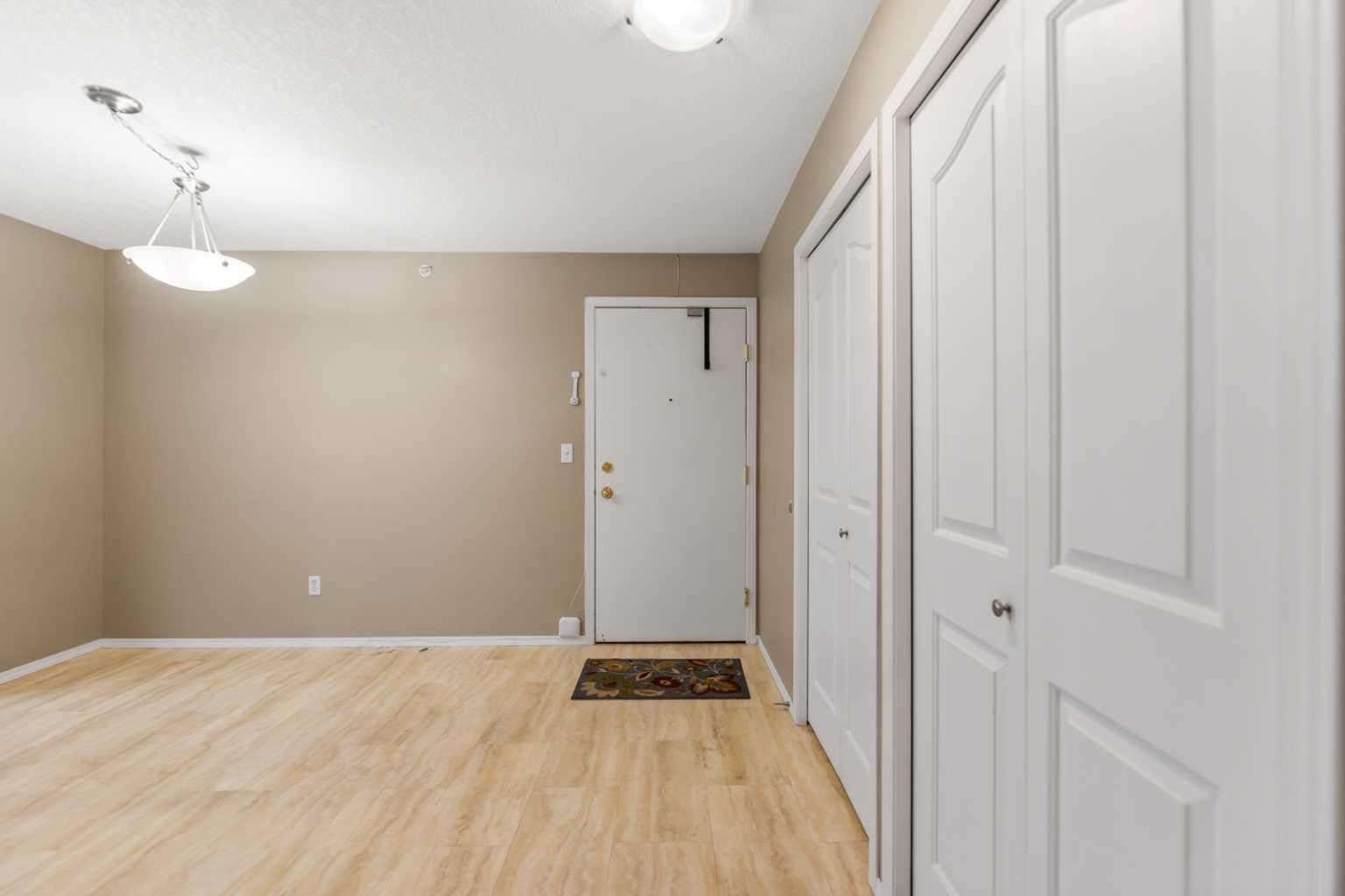 3000 Citadel Meadow Point NW 318