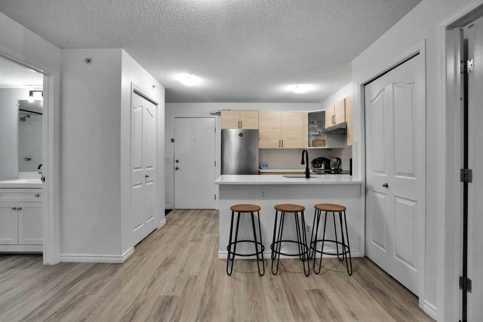 8 Bridlecrest Drive SW 1407