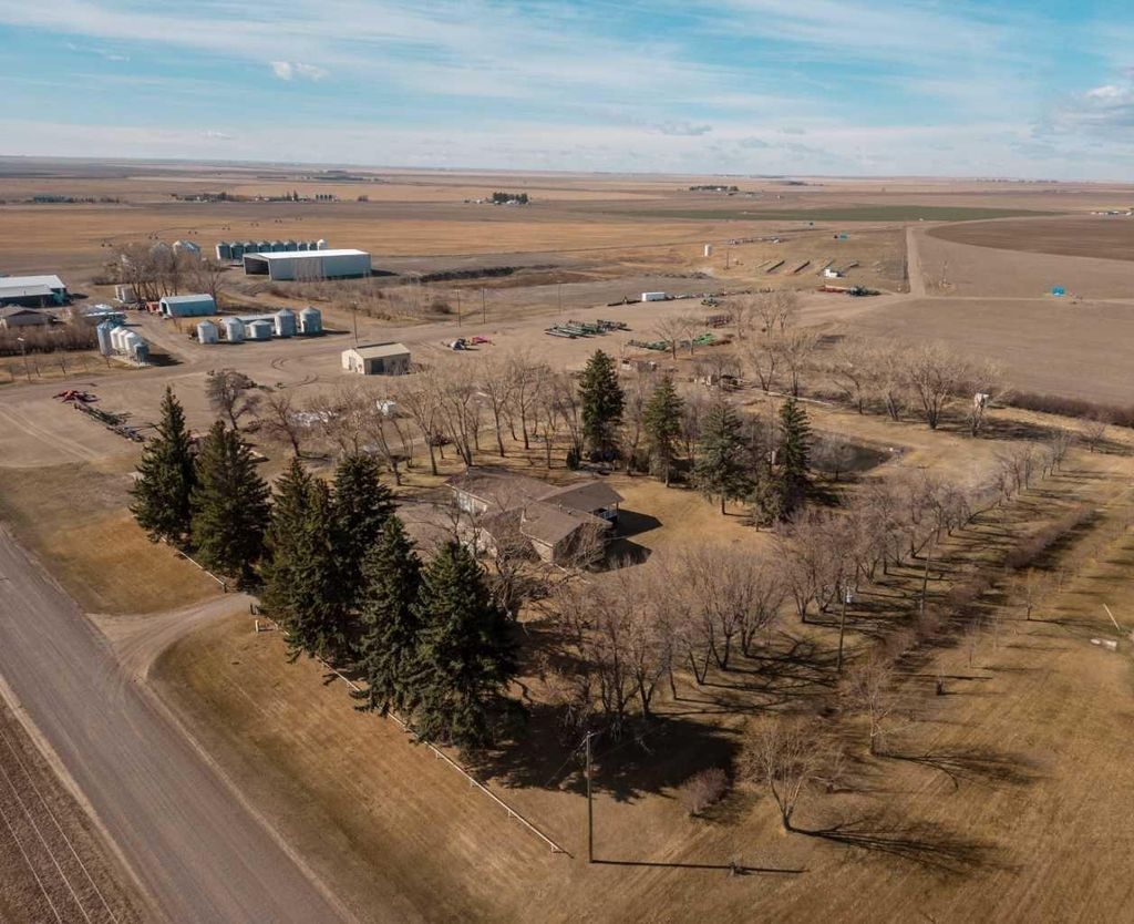 Photo of 92060 Range Road 165, Rural Taber, M.D. of, AB T1G 2C7 (MLS # A2295757)