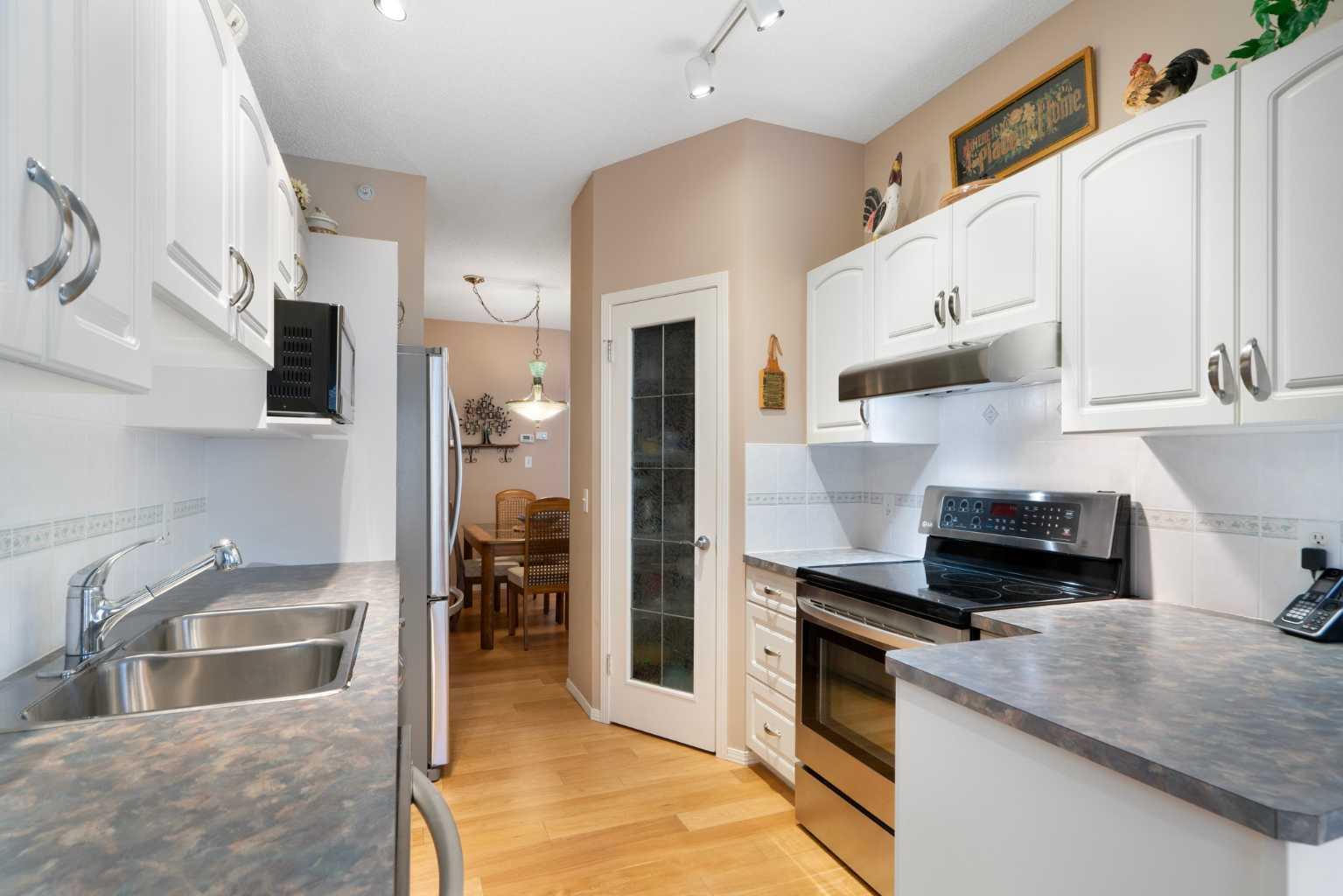 316 Shannon Estates Terrace SW