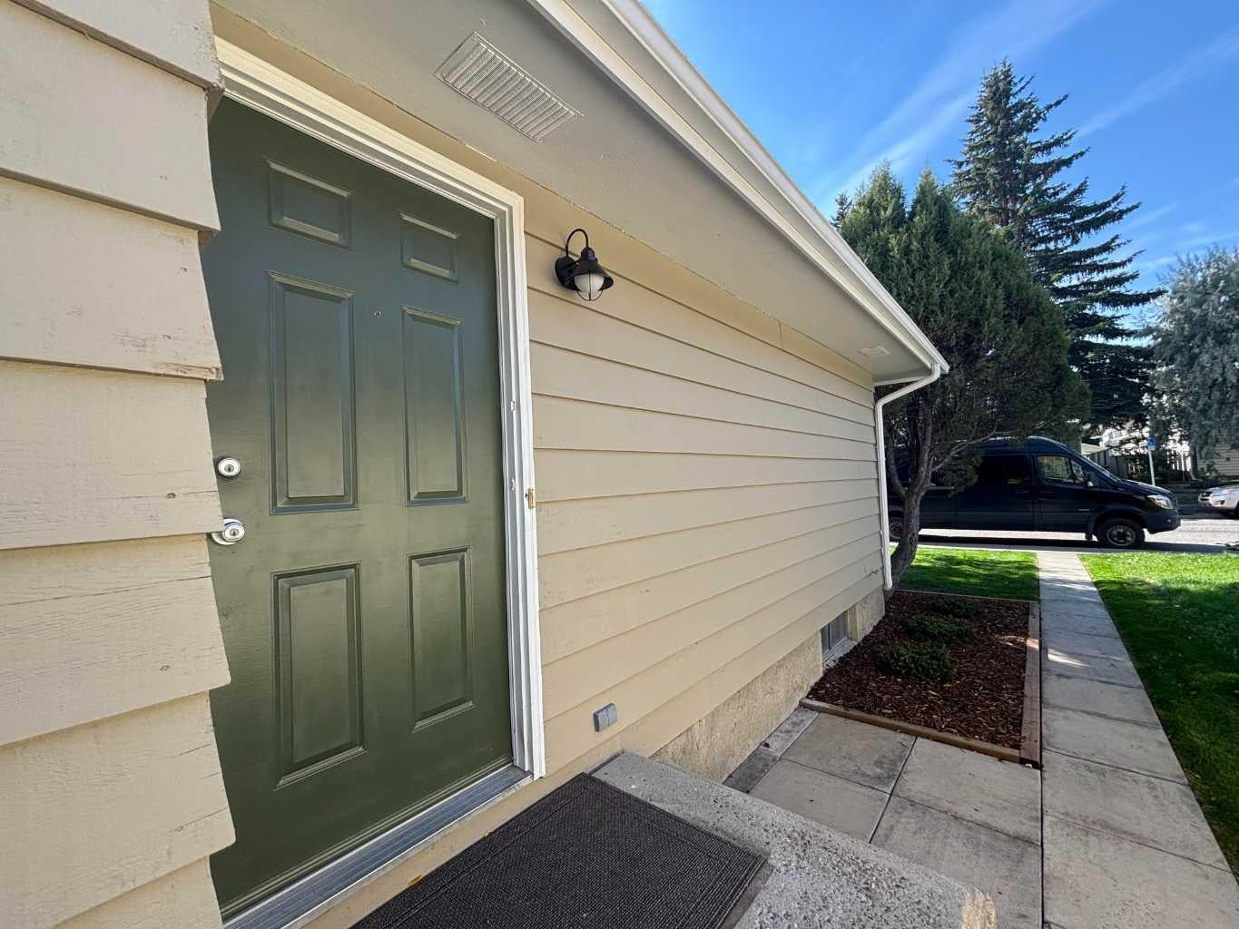 235 Shawcliffe Circle SW