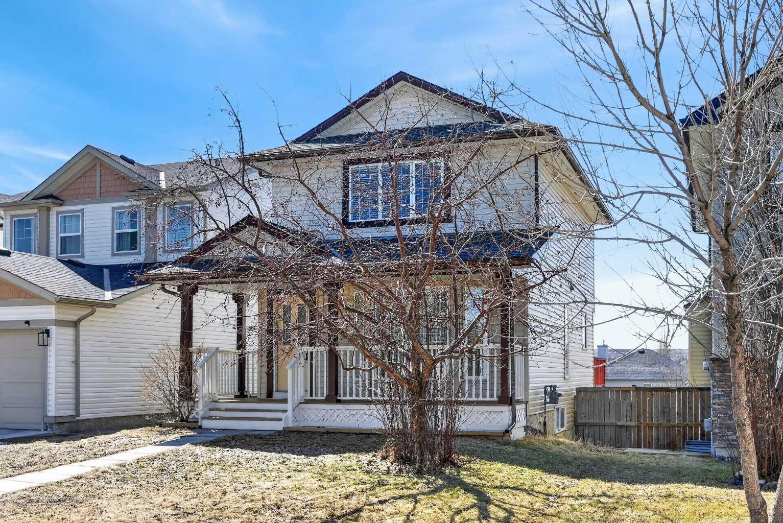 126 Evansmeade Crescent NW