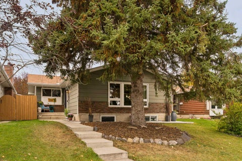 Photo of 228 Midridge Crescent SE, Calgary, AB T2X 1C6 (MLS # A2347936)