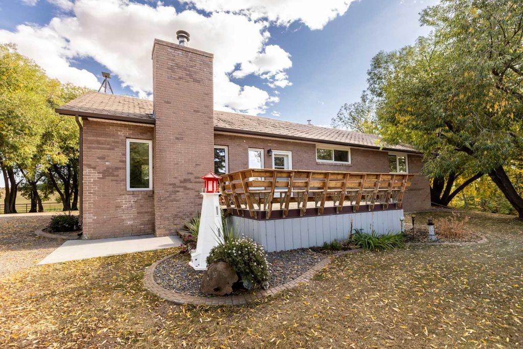 Photo of 34345 Range Road 23, Rural Red Deer County, AB T0M 0K0 (MLS # A2264668)