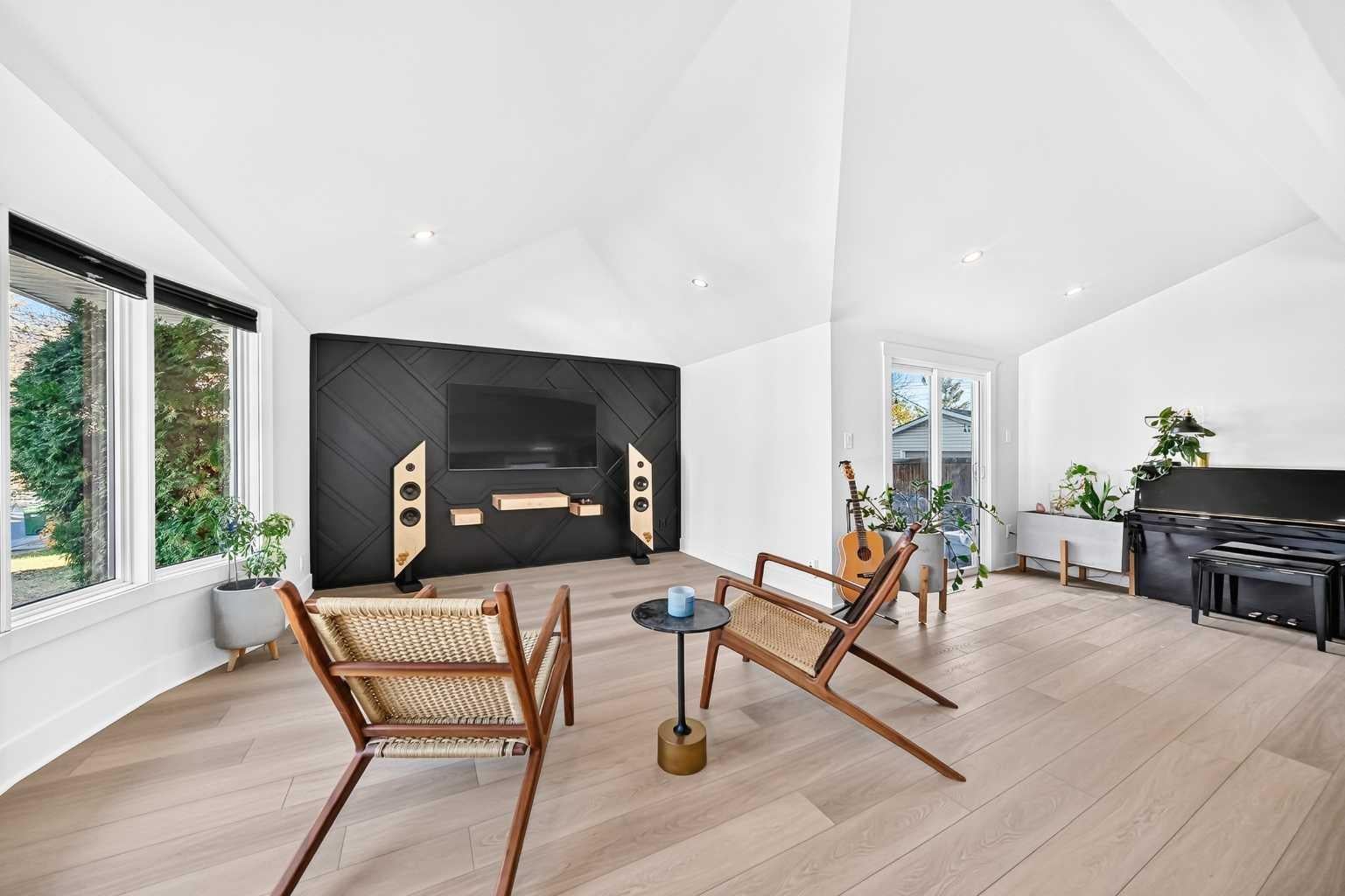 448 Cantrell Drive SW