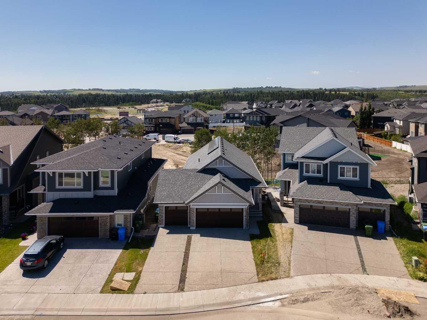 528 Legacy Woods Circle SE
