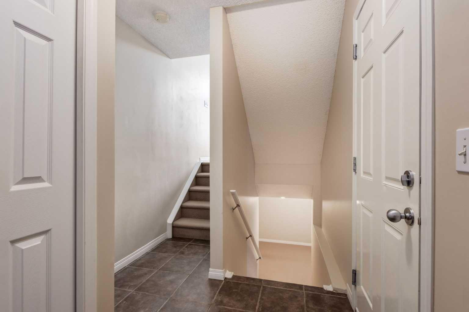 79 Copperfield Court SE