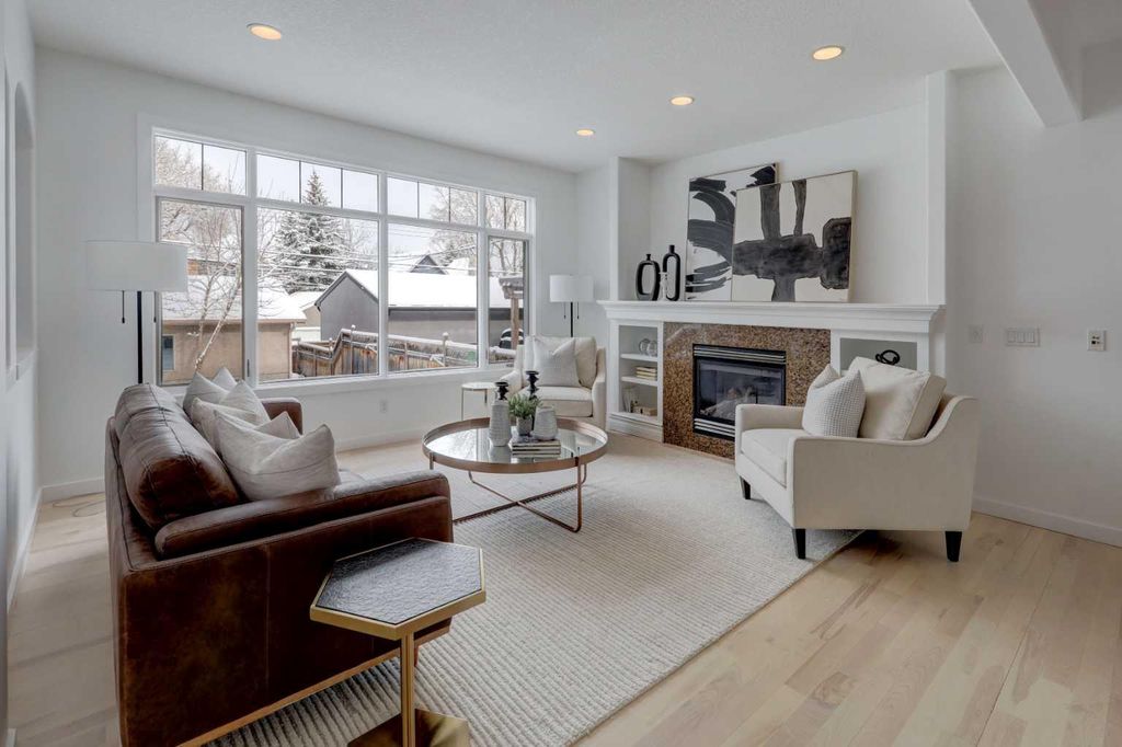 Photo of 2218 1 Avenue NW, Calgary, AB T2N 0B7 (MLS # A2293417)