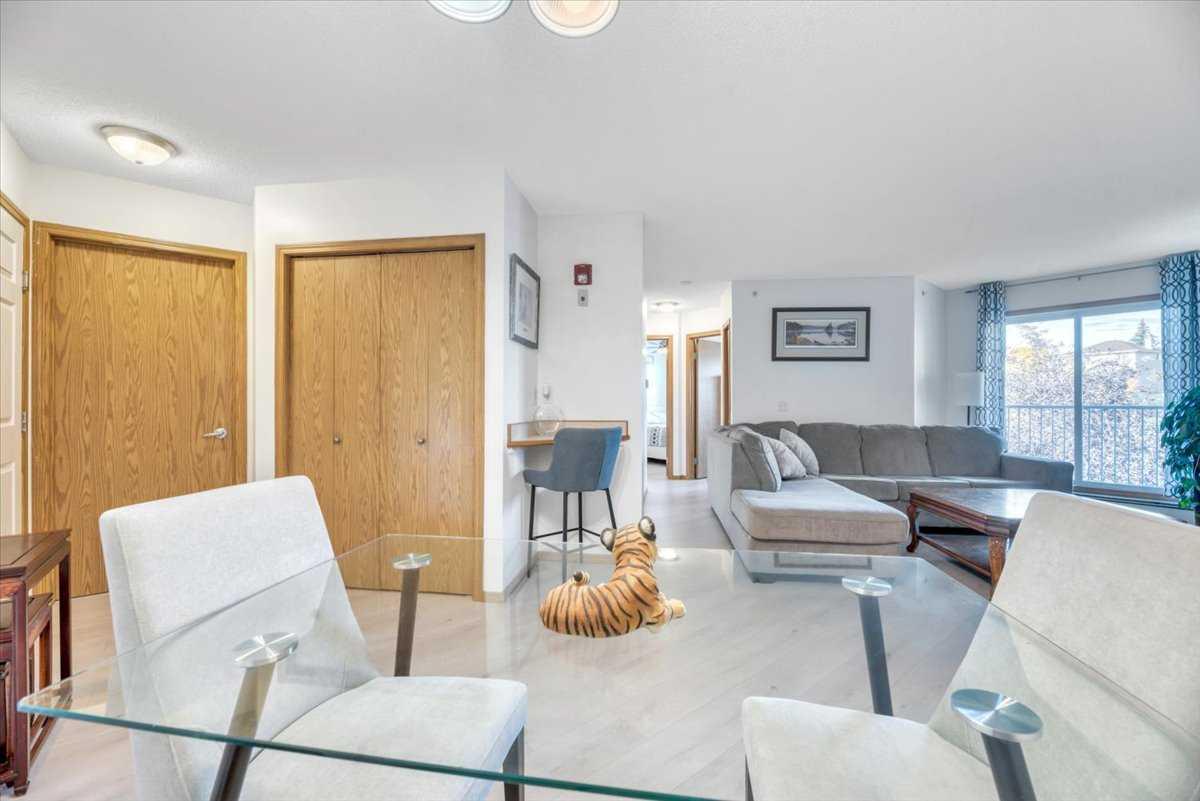 11 Somervale View SW 308