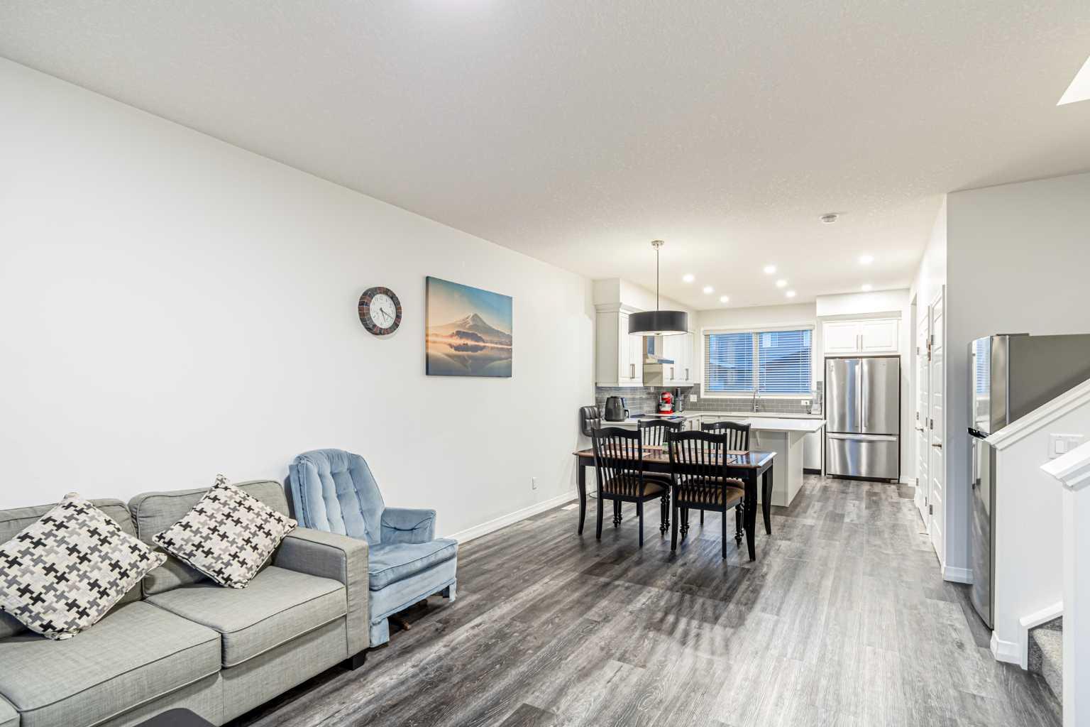 51 corner meadows Villas NE